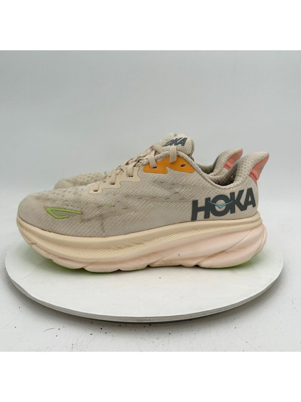 Hoka One One Clifton 9 Women Size 8D 1127896-VLS Vanilla Astra Running Shoes